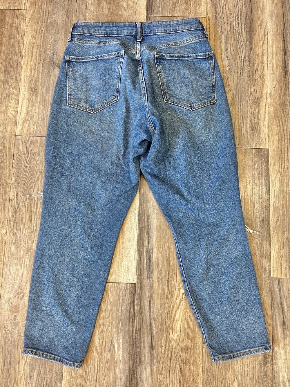 Old Navy Distressed High Rise Curvy OG Straight 14 - Picture 3 of 3